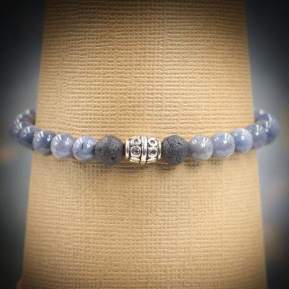 Iolite Aromatherapy Stretch Bracelet - Handmade to Order - Picture 1 of 2